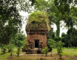 Tháp Chăm Yang Prong