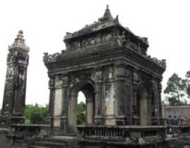 Lăng Đồng Khánh