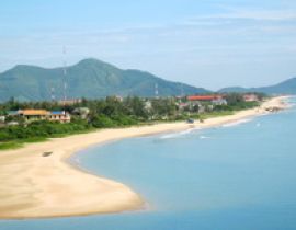Bãi biển Lăng Cô