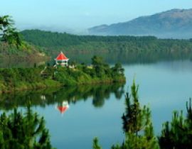 Biển hồ Tơ Nưng