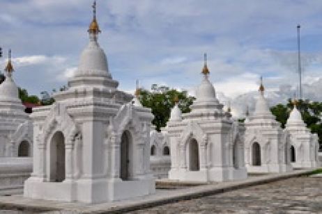 Chùa Kuthodaw