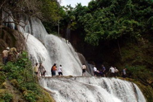 Khu du lịch sinh thái Nà Hang